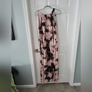 Size 16 SLNY pink and black floral long dress with high neck and rhinestone belt